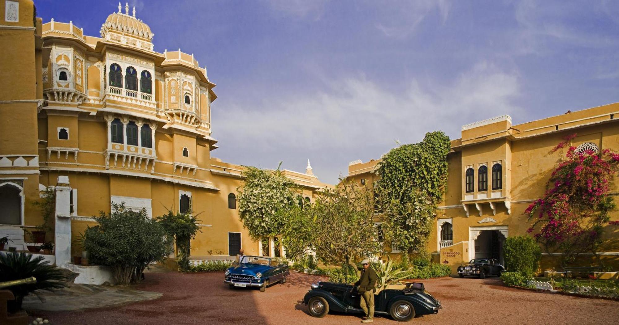 Deogarh Mahal Hotel Devgarh  Exterior photo